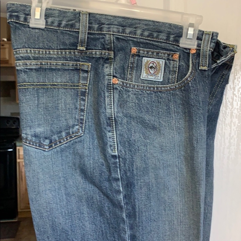 Cinch jeans